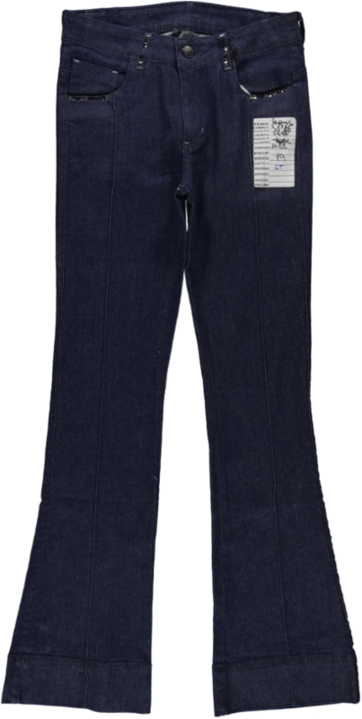 (23221000290_Front_Web.png) (23221000290_Front_Web.png)